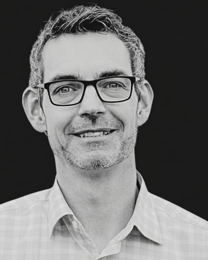 Dr Craig Berg, Clinical adviser to the XY
